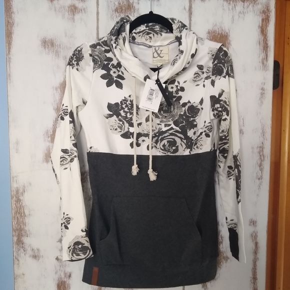 AMPERSAND AVE Sweaters - NWT Ampersand Avenue